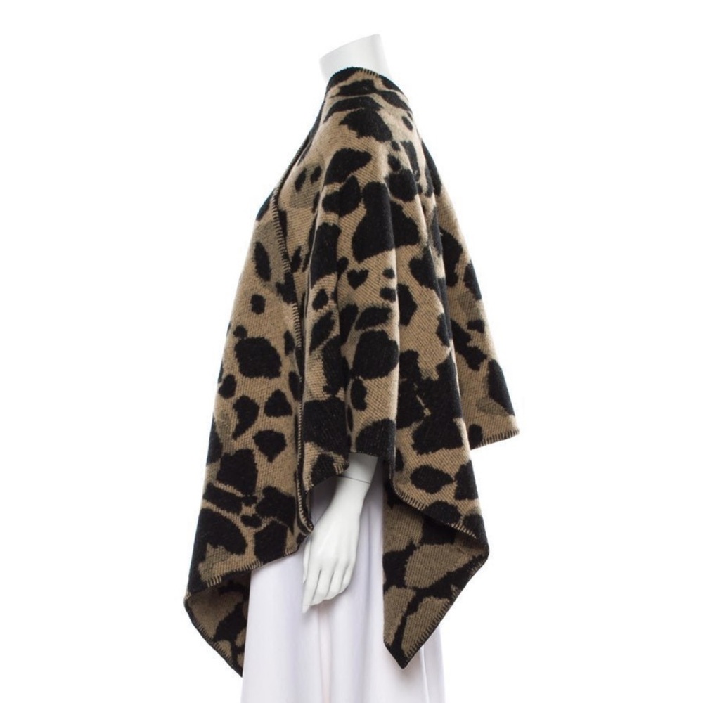 Burberry Wool/Cashmere Animal Print Wrap poncho
